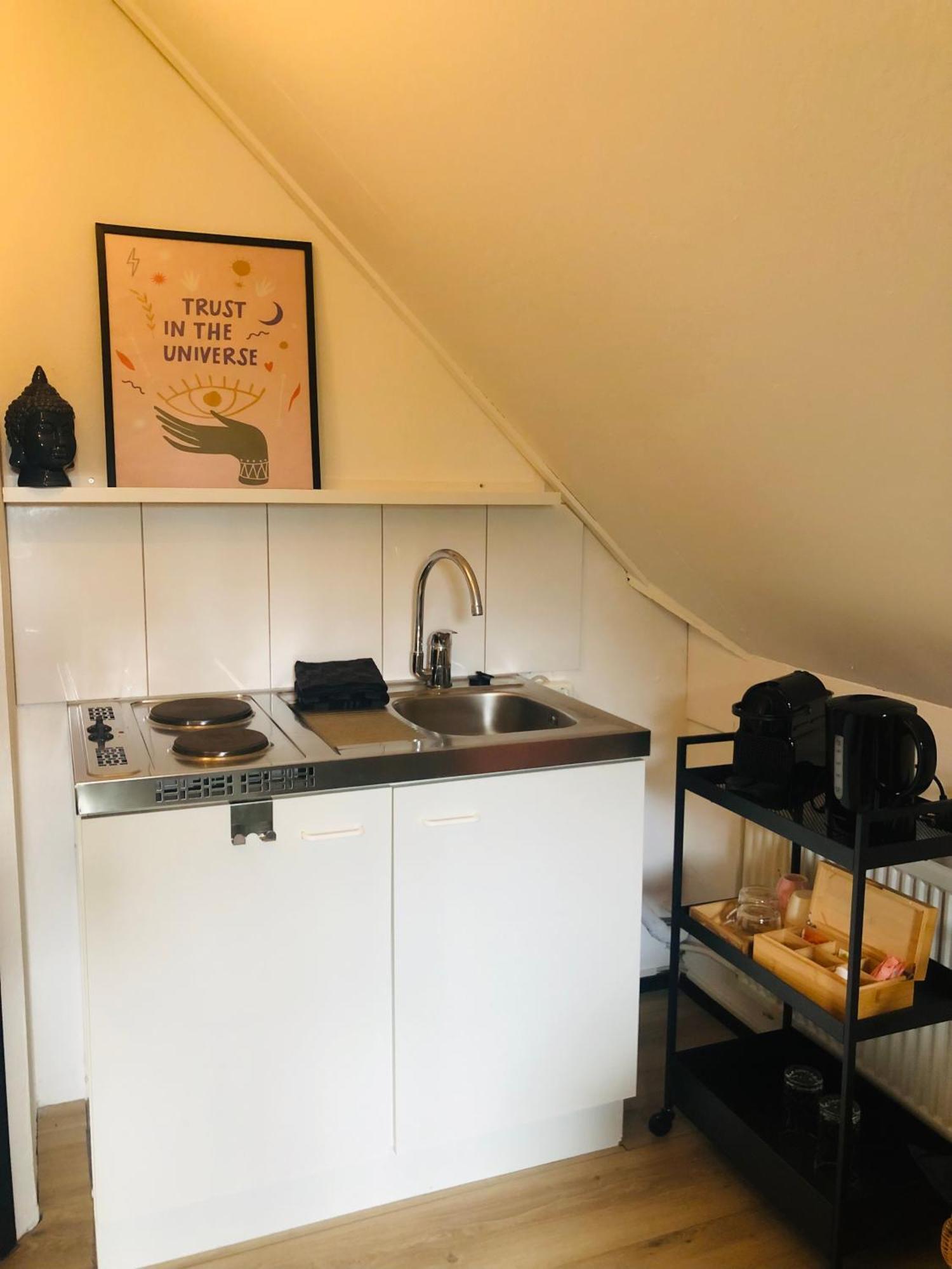 Апартаменты Zen Retreat - Free Private Parking! Энсхеде Экстерьер фото
