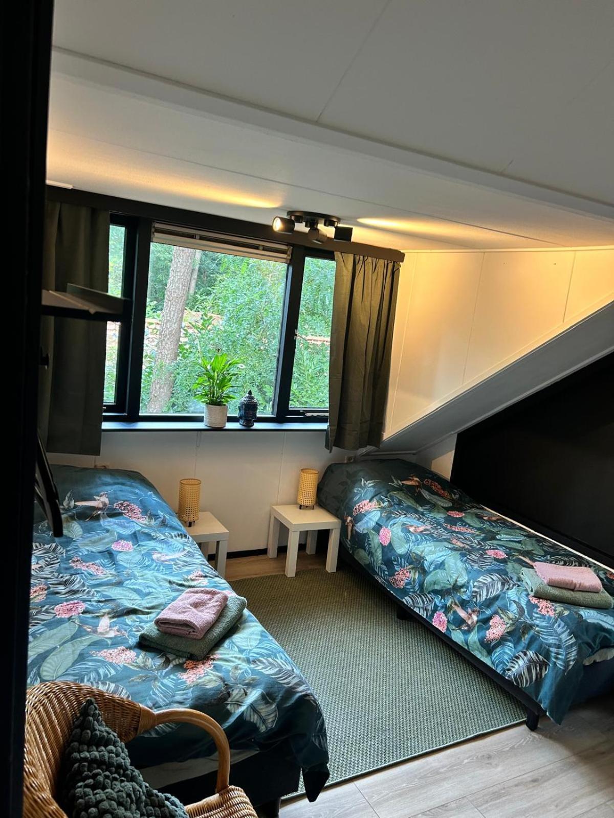 Апартаменты Zen Retreat - Free Private Parking! Энсхеде Экстерьер фото